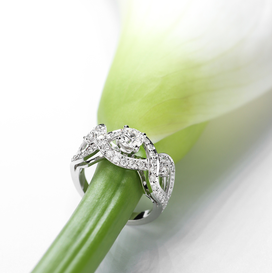 The Lost Language of Sentimental Jewelry