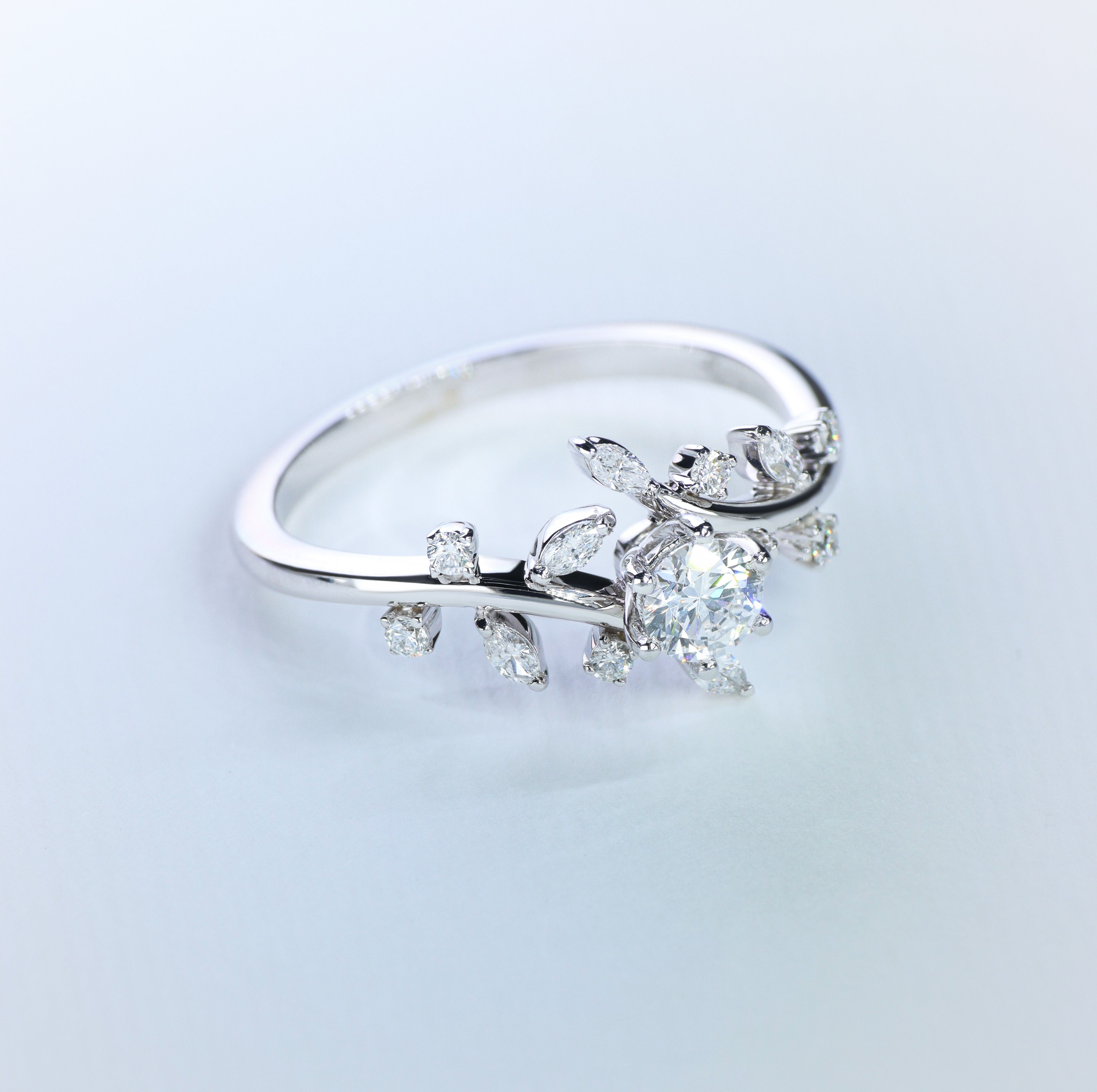 "Verdance" Engagement Ring