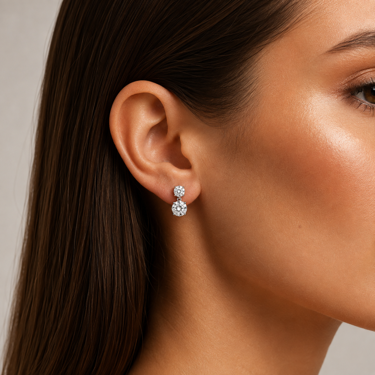 Round Diamond Drop Earrings