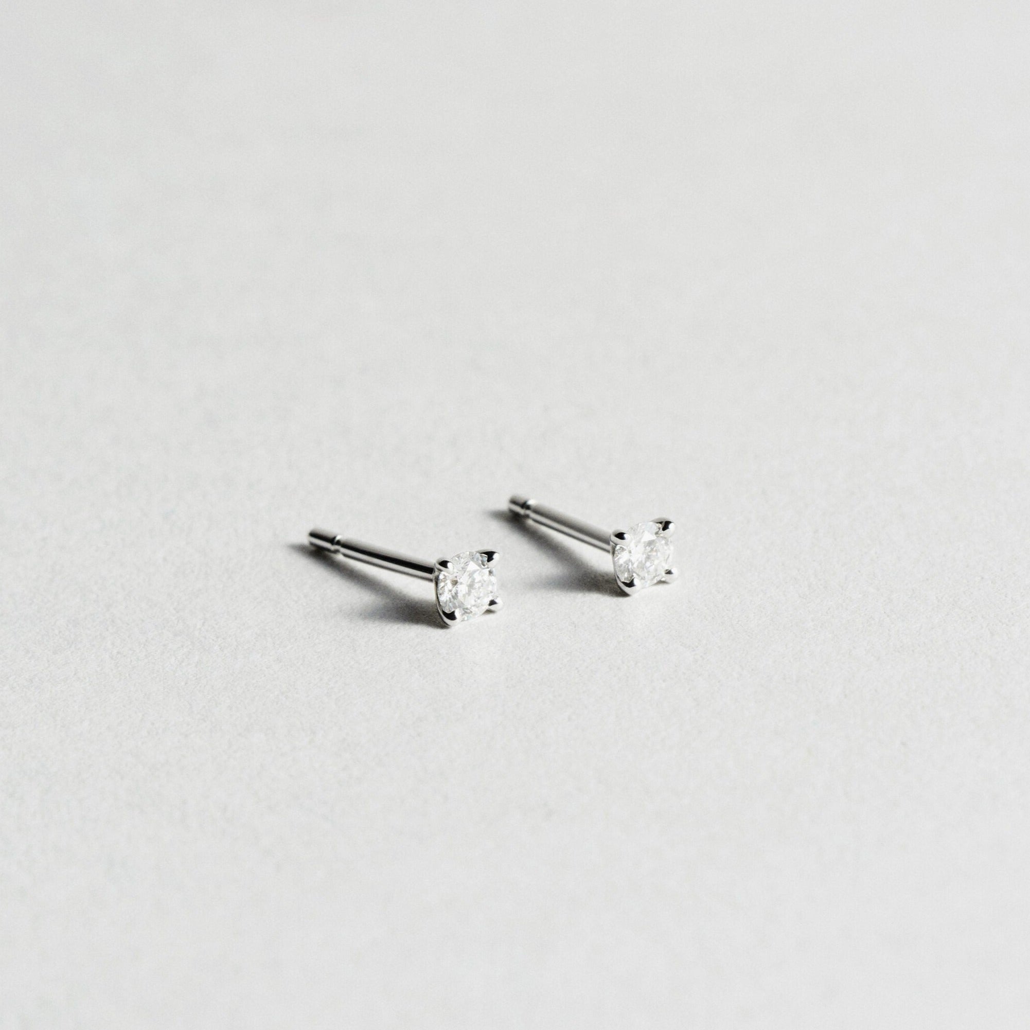 Modern Solitaire Diamond Studs